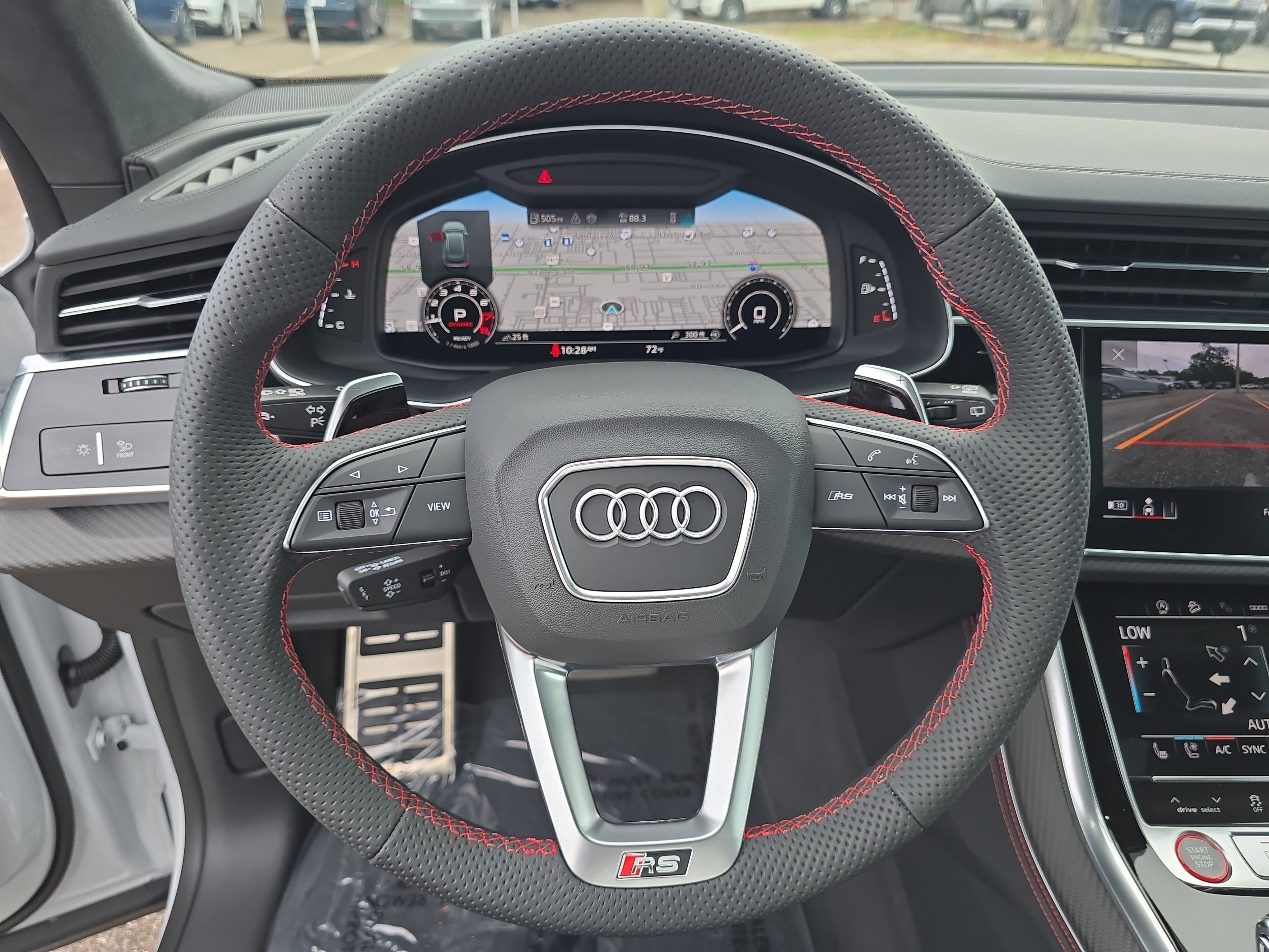 New 2025 Audi RS Q8 performance image 29