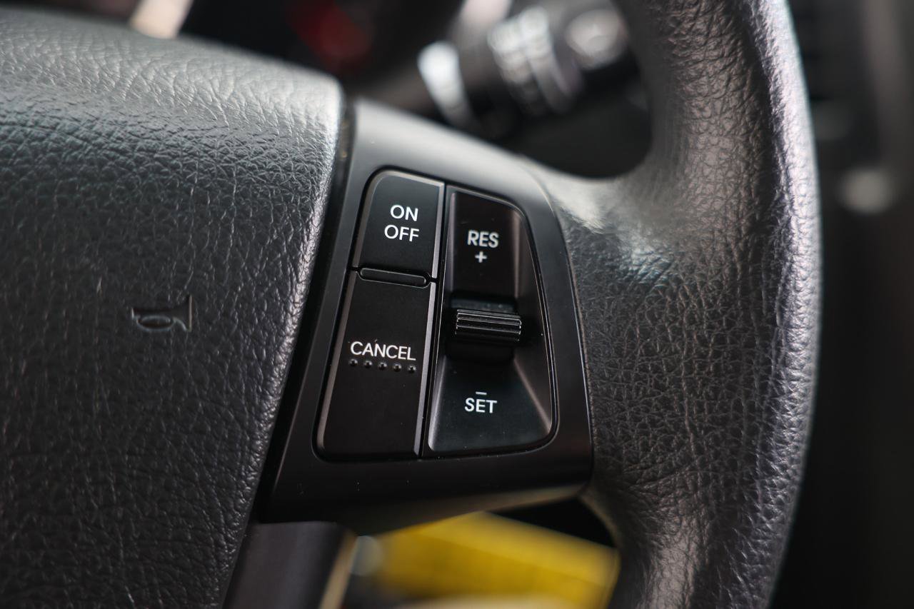 Used 2011 Kia Sorento 2WD image 26