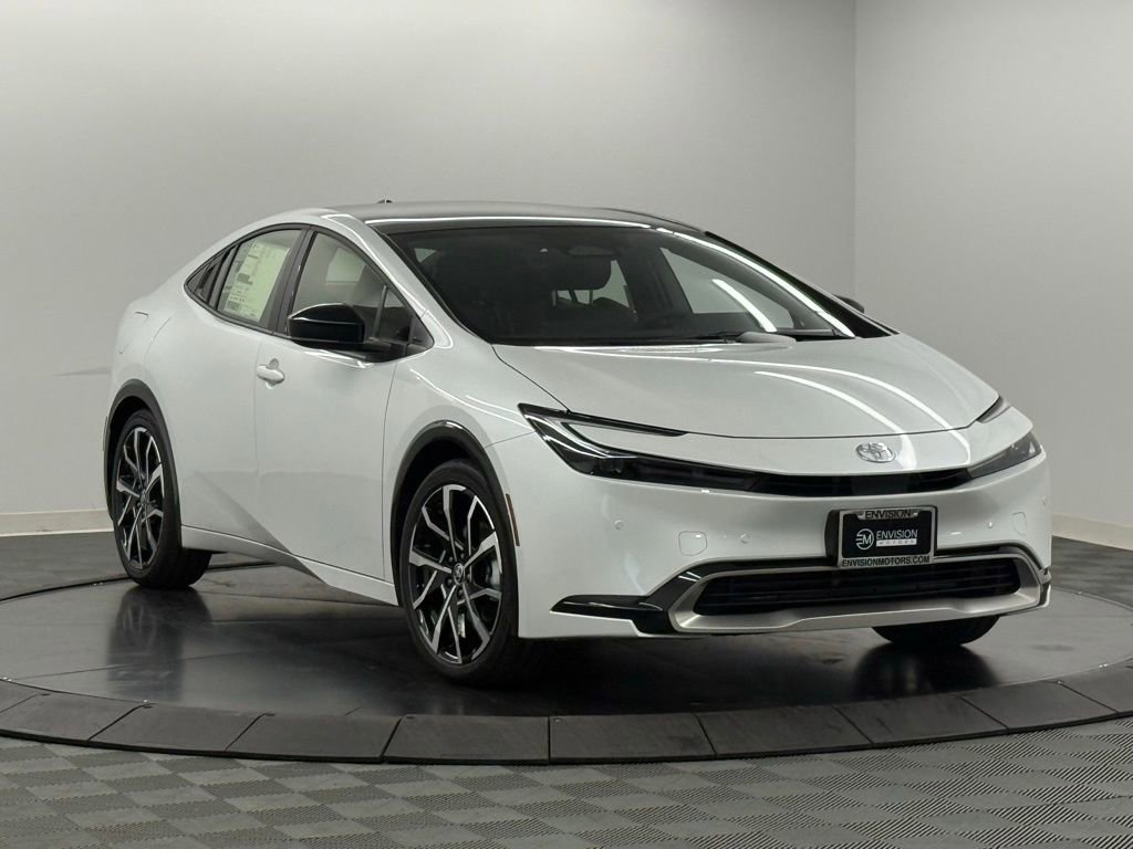 New 2026 Toyota Prius Plug-In Hybrid image 5