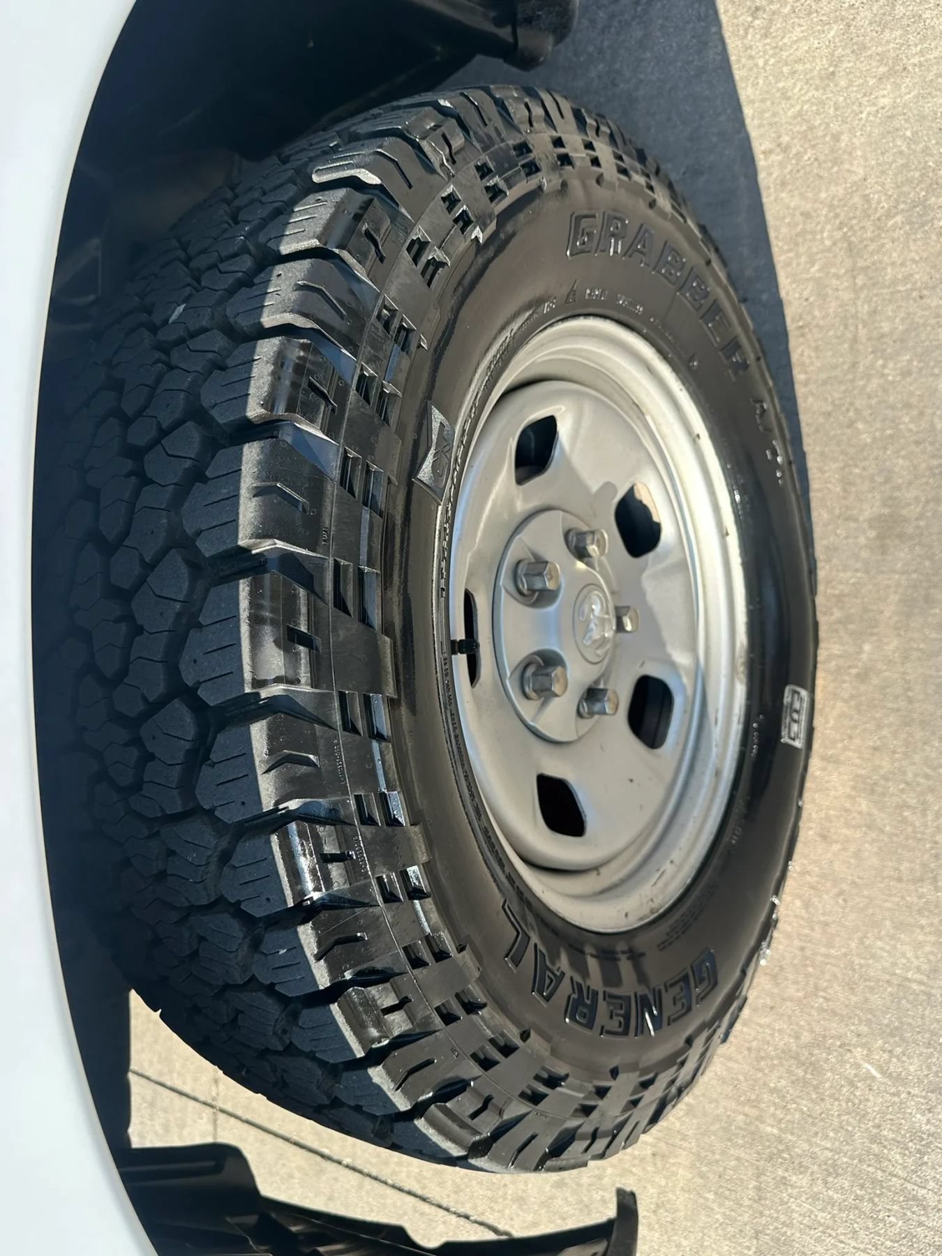 Used 2017 RAM 1500 Tradesman w/ Popular Equipment Group RWD image 33
