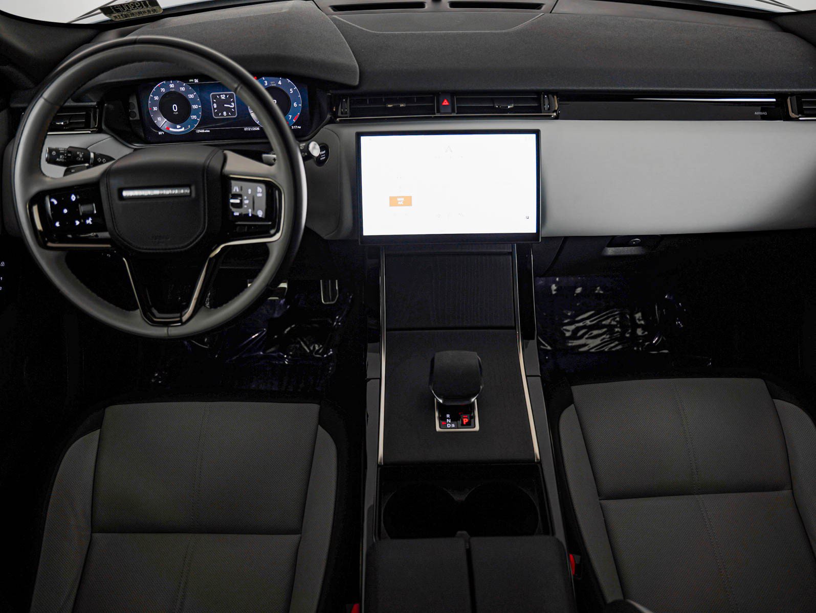 Used 2024 Land Rover Range Rover Velar Dynamic SE AWD/4WD image 9