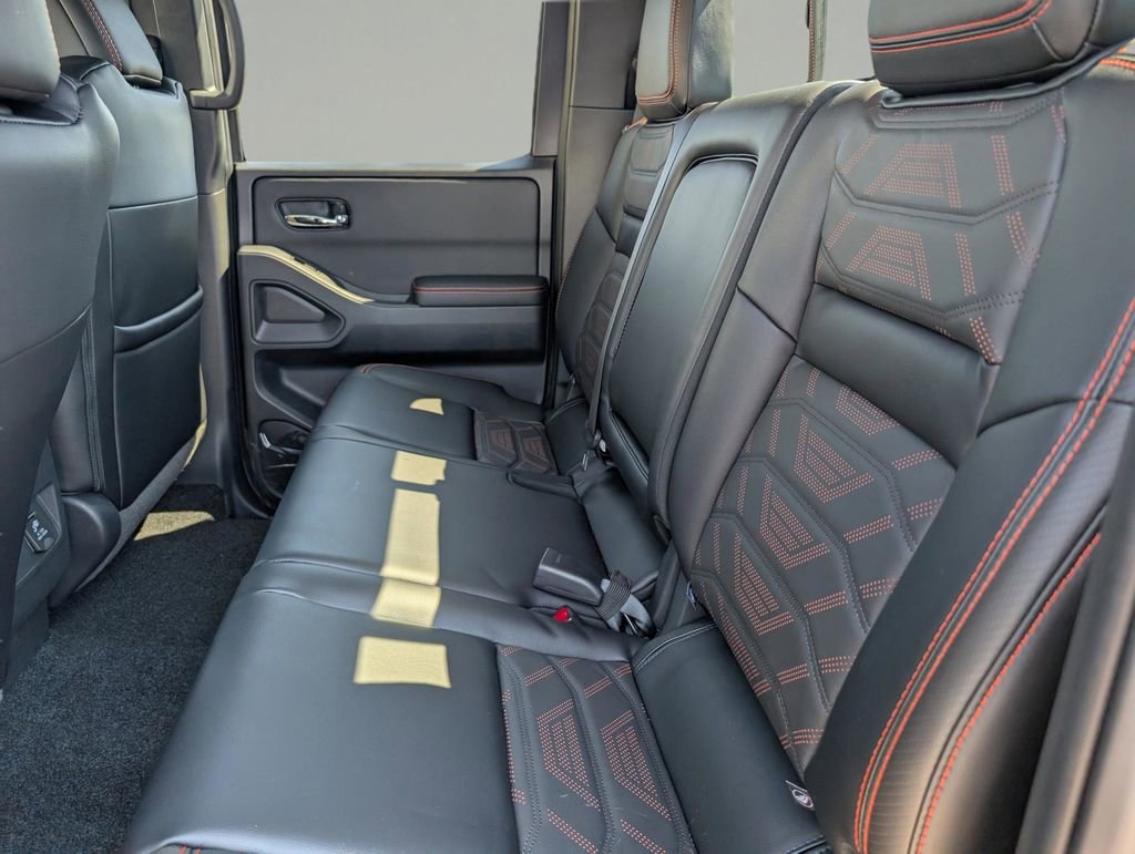 New 2025 Nissan Frontier PRO-4X w/ Pro Premium Package AWD/4WD image 12