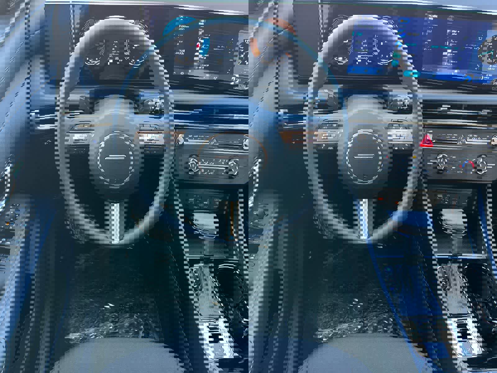 New 2025 Hyundai Tucson SE image 14