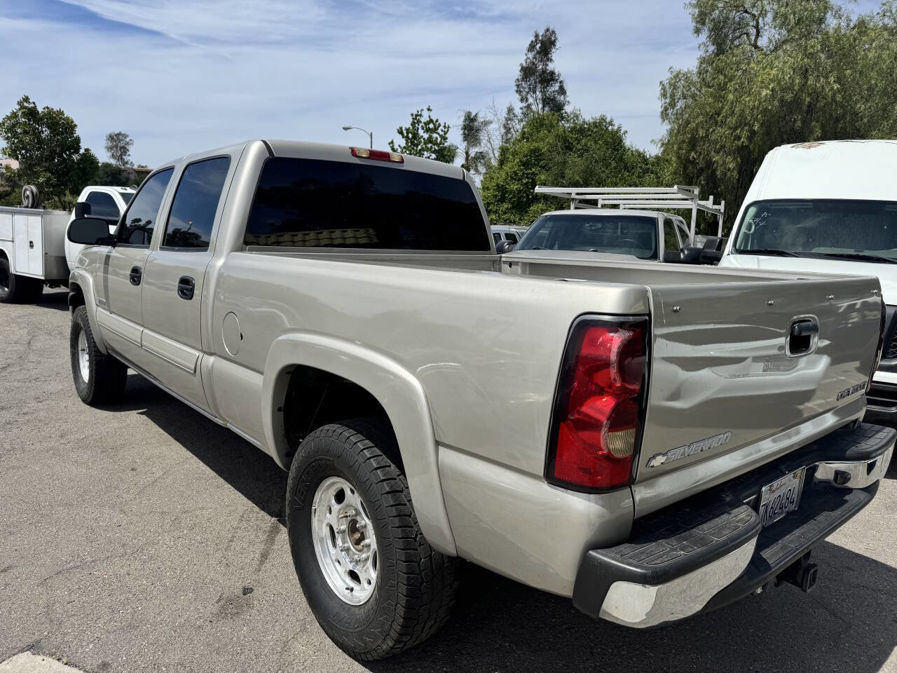 Used 2004 Chevrolet Silverado 2500 LS RWD image 4