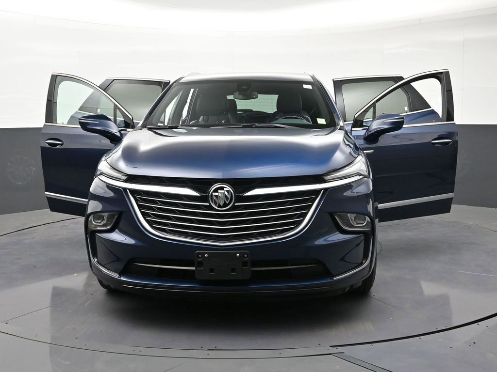 Used 2024 Buick Enclave Essence AWD/4WD image 39