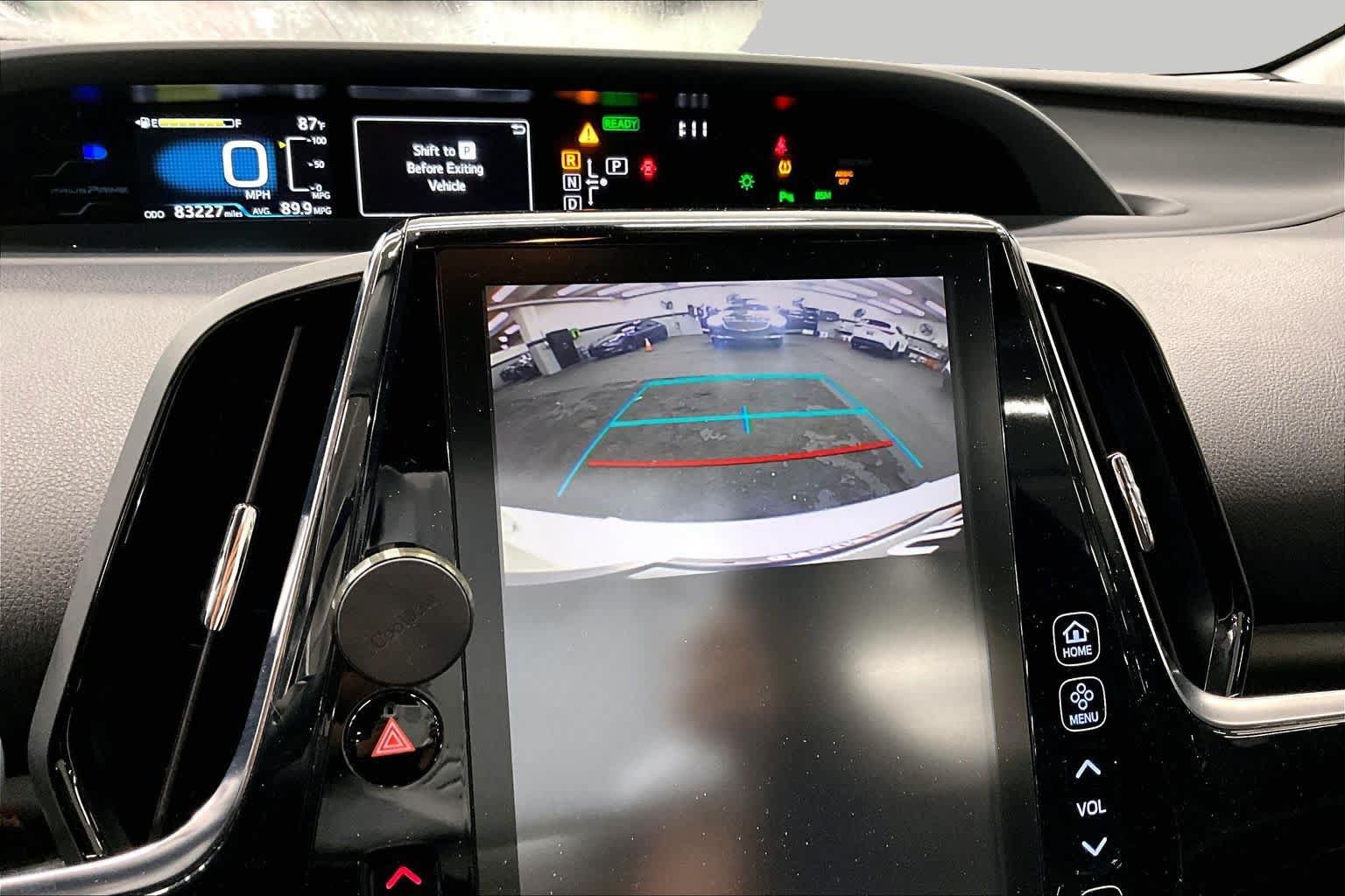 Used 2018 Toyota Prius Prime Advanced FWD image 26