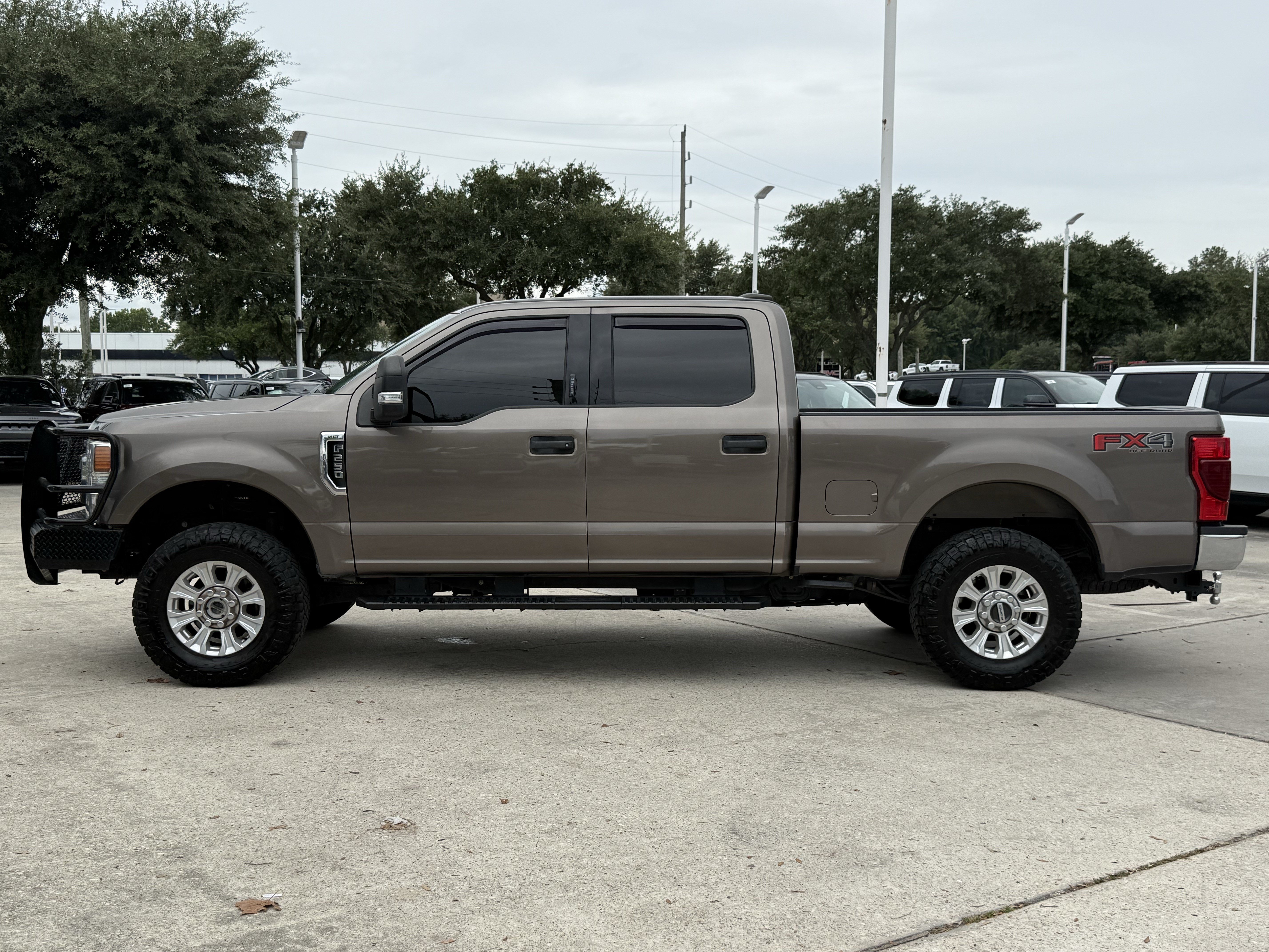 Used 2021 Ford F250 XLT w/ XLT Value Package AWD/4WD image 9