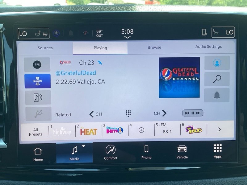 New 2026 Chrysler Pacifica Select image 45