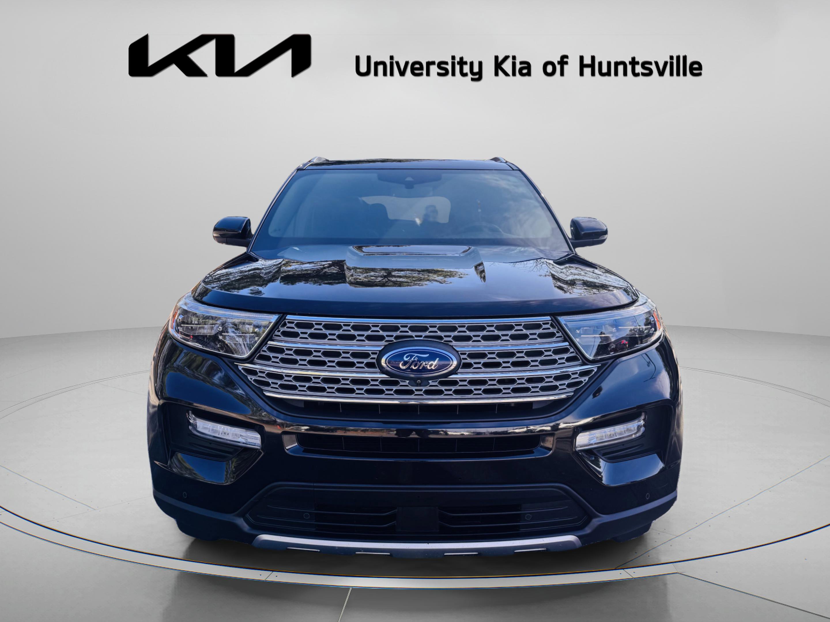 Used 2020 Ford Explorer Limited w/ Class III Trailer Tow Package image 2