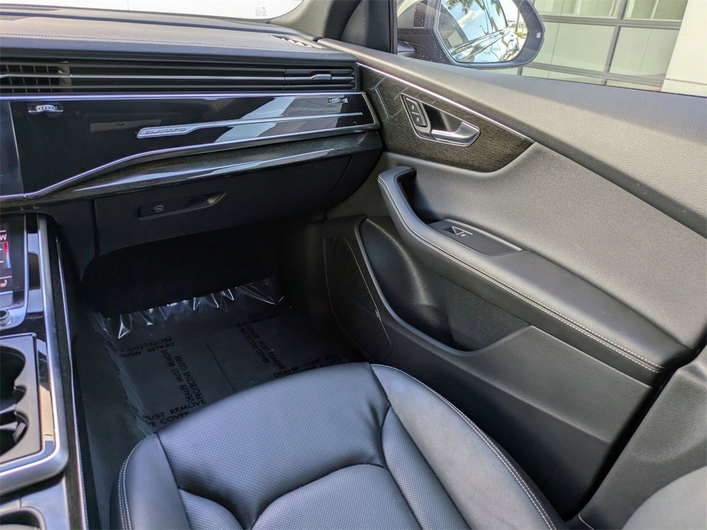 Used 2023 Audi Q8 Premium Plus image 18