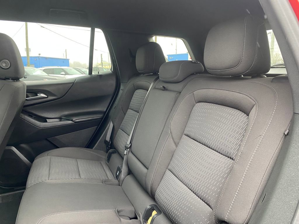 Used 2026 Chevrolet Equinox LT AWD/4WD image 15