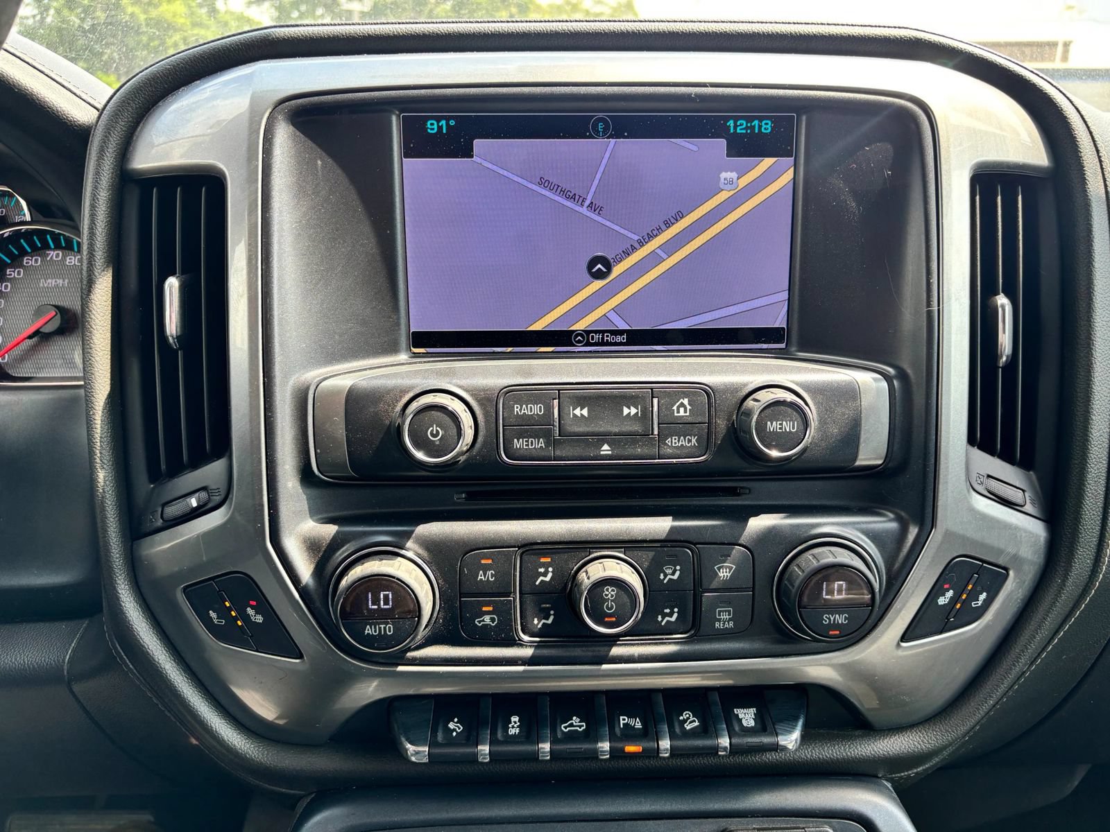 Used 2016 Chevrolet Silverado 2500 LTZ w/ Duramax Plus Package AWD/4WD image 22