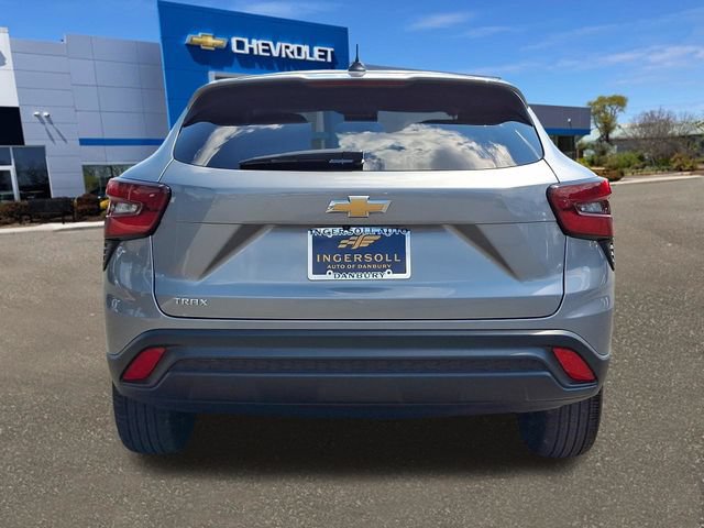 Used 2024 Chevrolet Trax LS FWD image 25