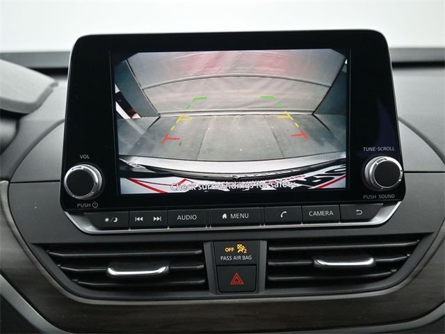 Used 2025 Nissan Altima 2.5 SV image 21