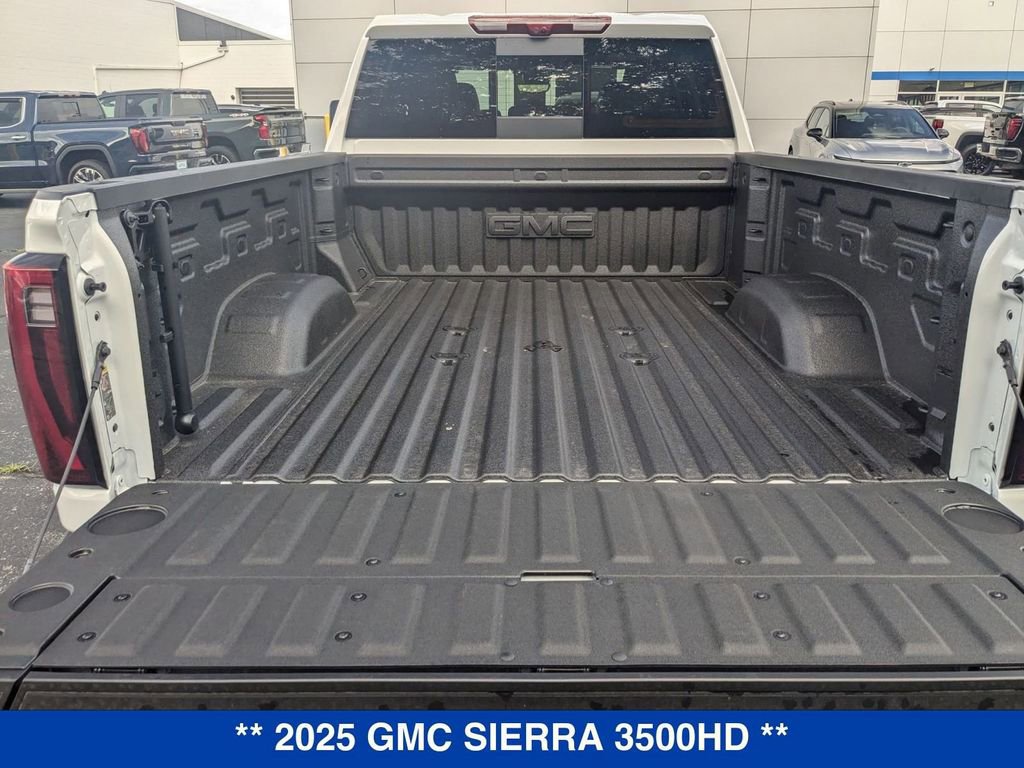 New 2025 GMC Sierra 3500 Denali w/ Denali Reserve Package image 33