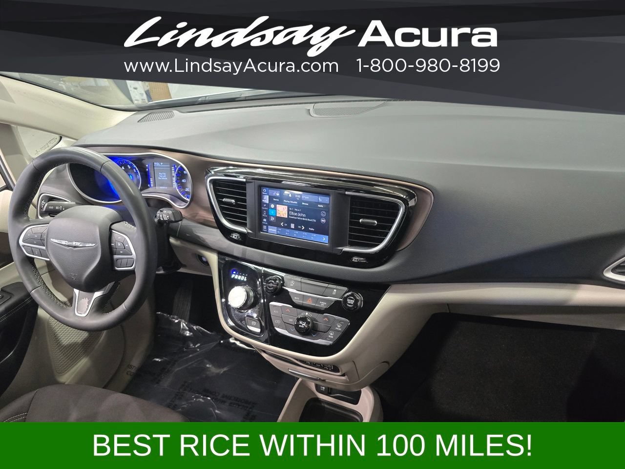 Used 2023 Chrysler Voyager LX FWD image 10