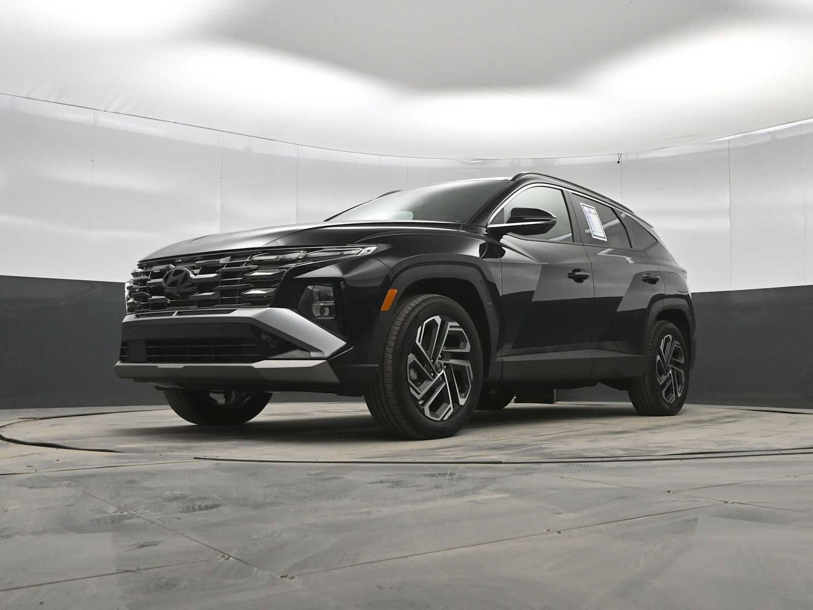 Certified 2025 Hyundai Tucson Limited image 35