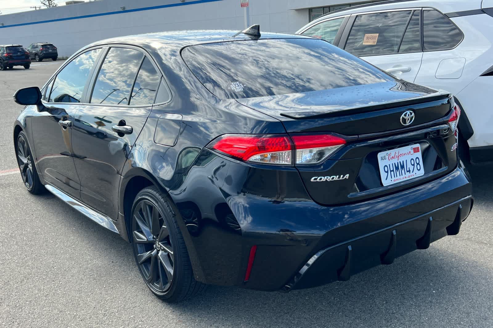 Used 2023 Toyota Corolla SE FWD image 6