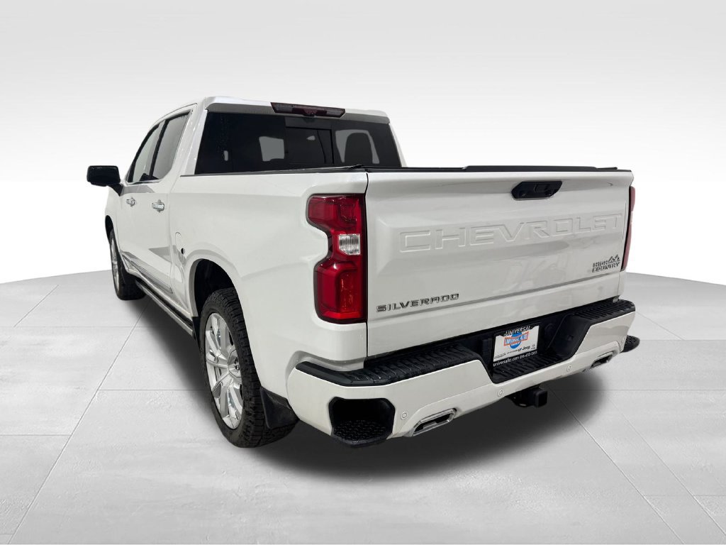 Used 2022 Chevrolet Silverado 1500 High Country w/ High Country Premium Package AWD/4WD image 39