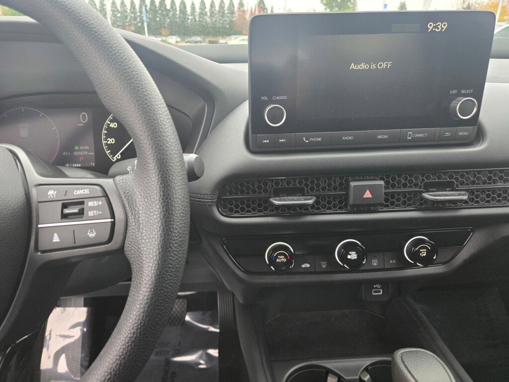 Certified 2024 Honda HR-V LX image 14