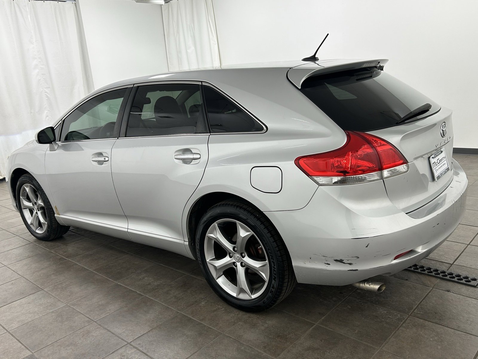 Used 2012 Toyota Venza LE image 3