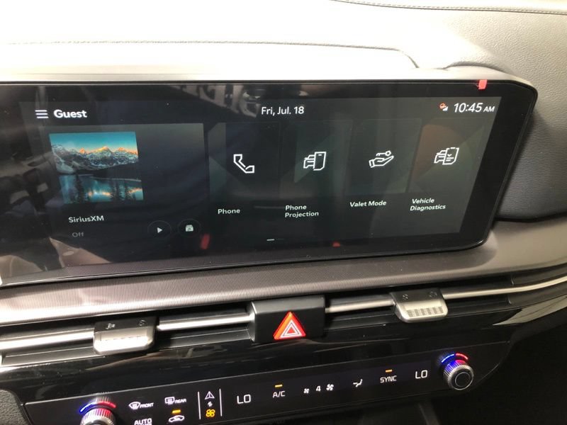 New 2026 Kia Sportage EX w/ EX Panorama Roof Package FWD image 32