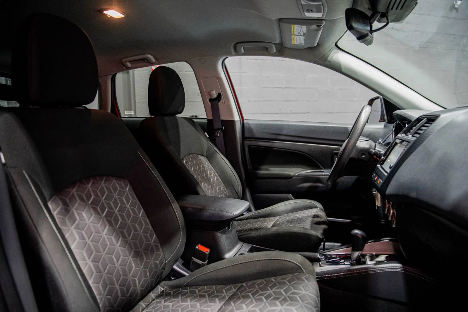 Used 2021 Mitsubishi Outlander Sport SE image 15