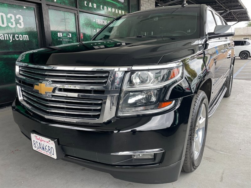 Used 2020 Chevrolet Suburban Premier image 3