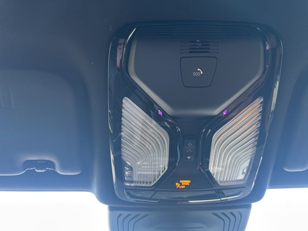 Used 2024 BMW X4 M40i w/ Premium Package image 21