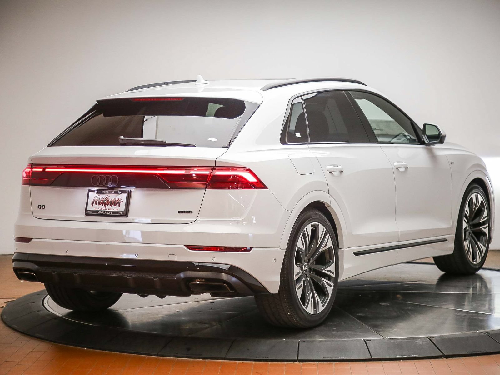 New 2026 Audi Q8 Premium Plus AWD/4WD image 5