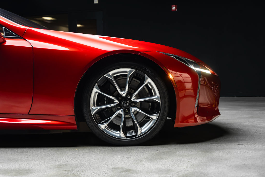 Used 2018 Lexus LC 500 Coupe w/ Sport Package RWD image 9