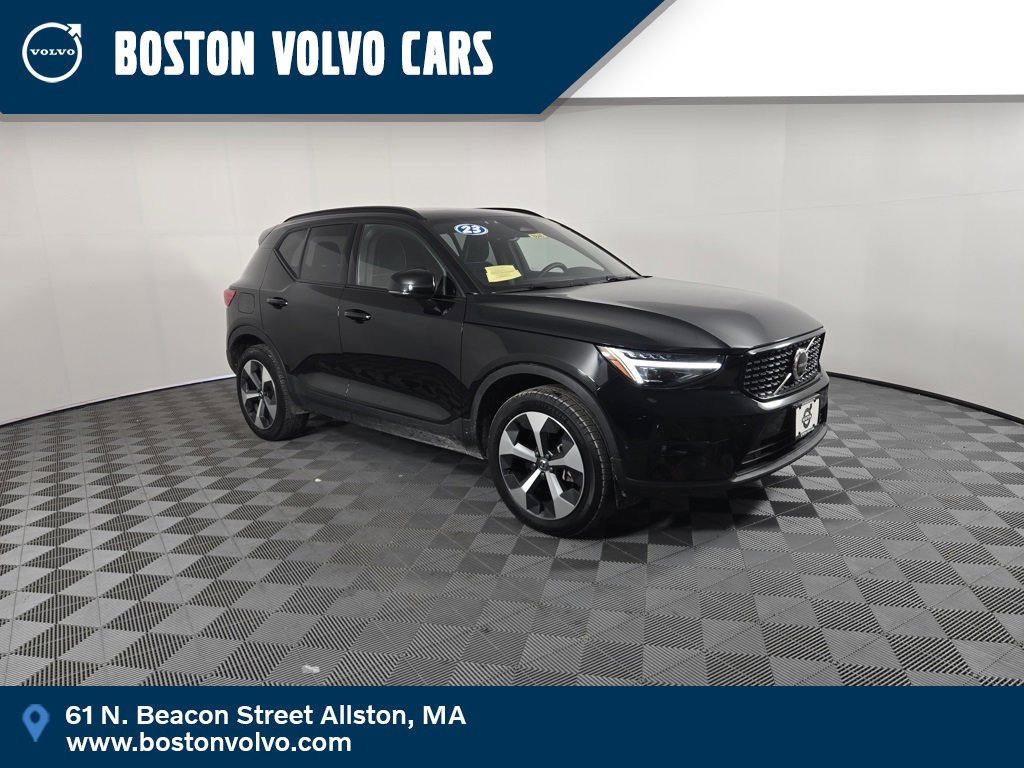 Certified 2023 Volvo XC40 B5 Ultimate w/ Climate Package