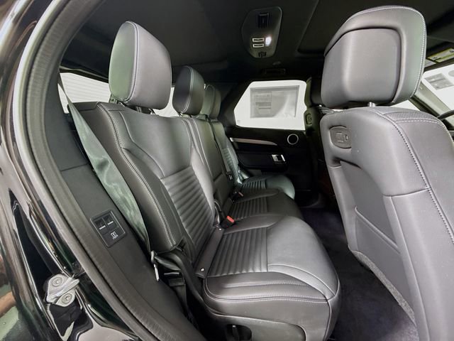 New 2026 Land Rover Discovery Limited Edition AWD/4WD image 29