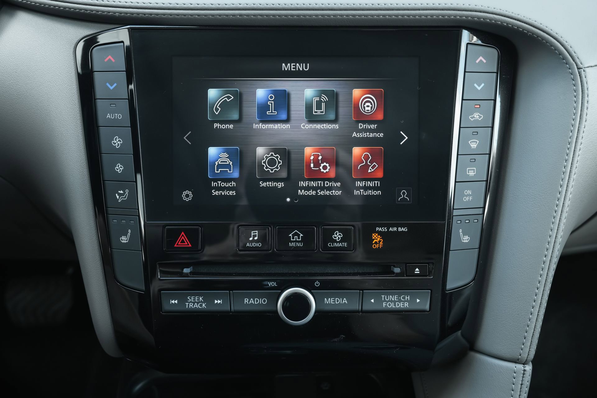 Used 2025 INFINITI QX50 Luxe image 12