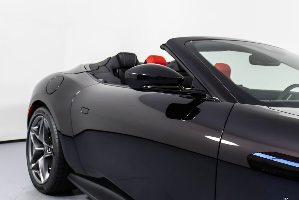 Certified 2025 Ferrari Roma Spider RWD image 14