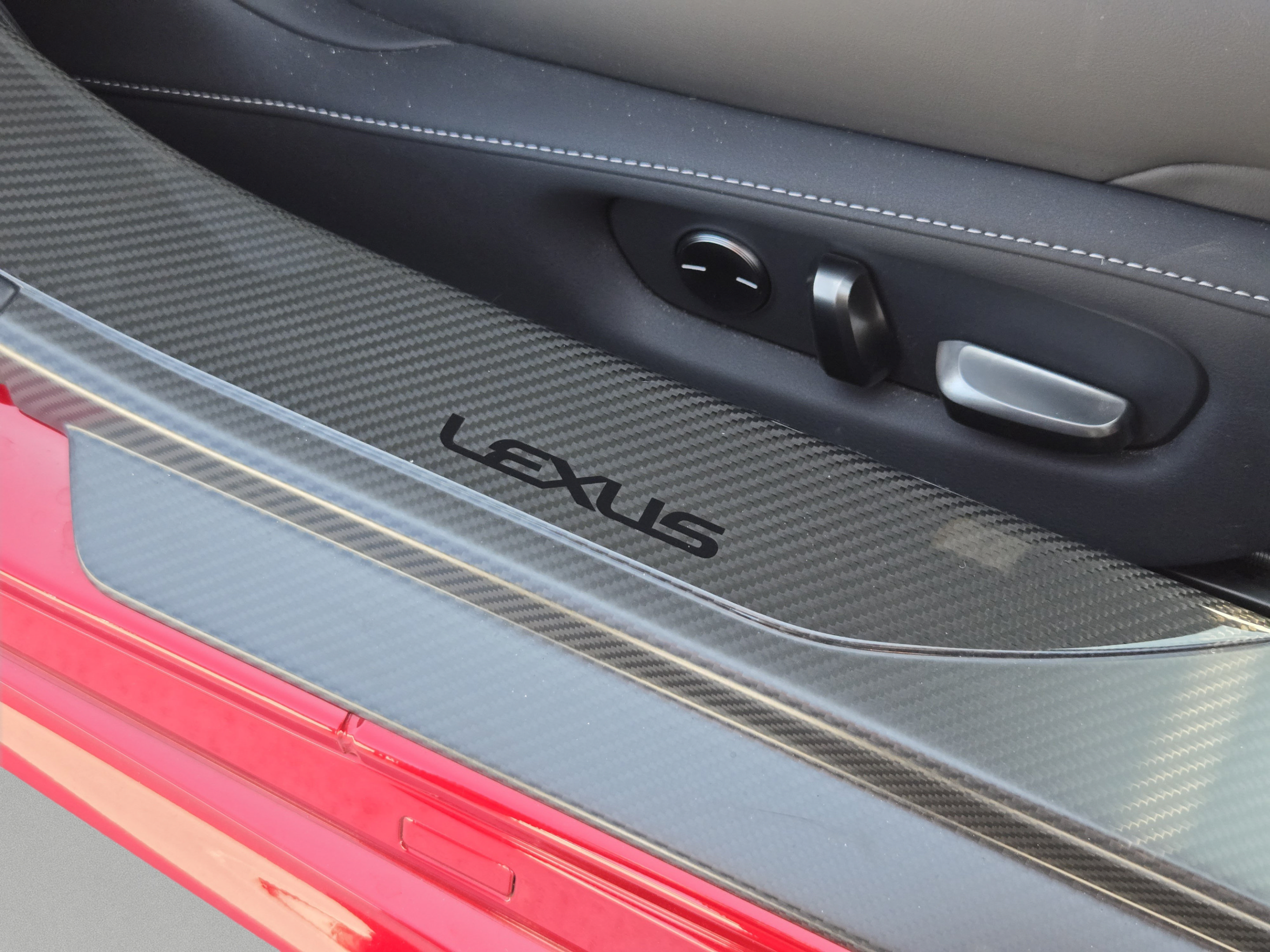 Certified 2024 Lexus LC 500 Coupe w/ Dynamic Handling Package RWD image 29