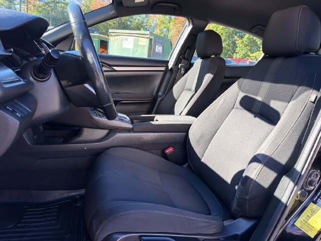Used 2018 Honda Civic Sport image 11