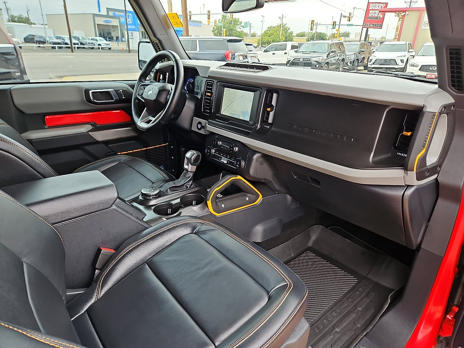 Used 2023 Ford Bronco Badlands image 9