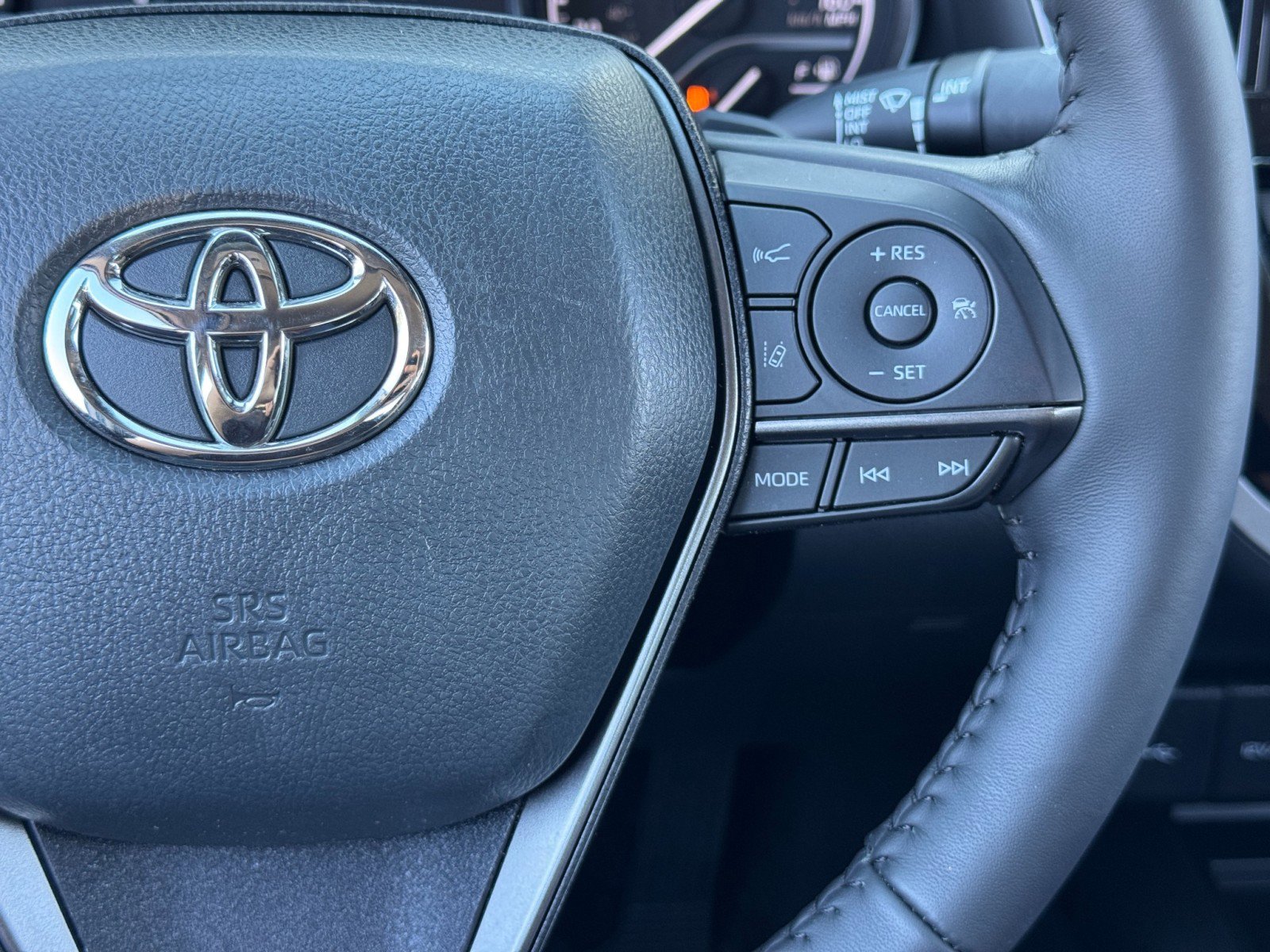 Used 2024 Toyota Camry XSE w/ Navigation Package image 19