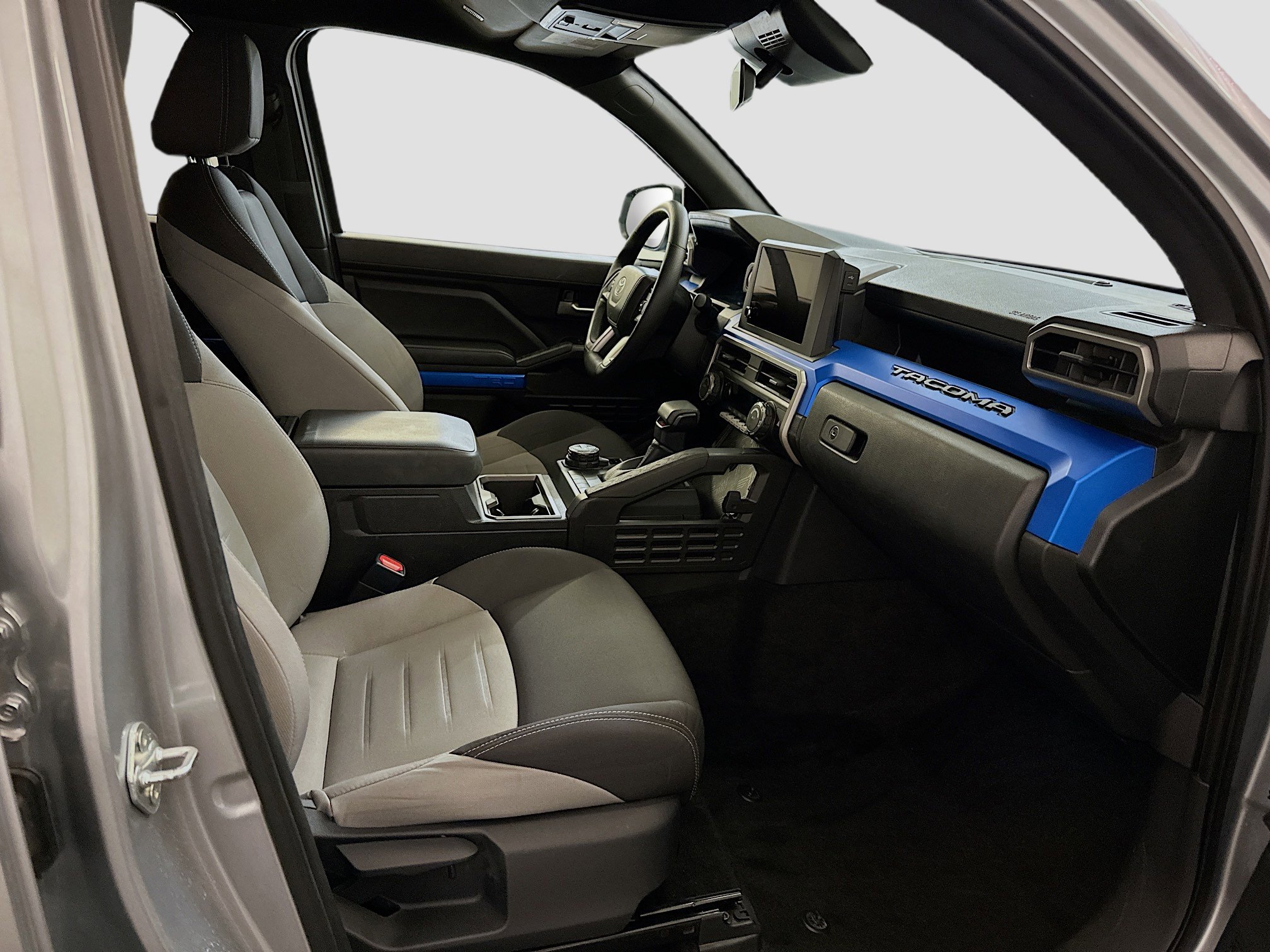 Used 2025 Toyota Tacoma TRD Off-Road image 32