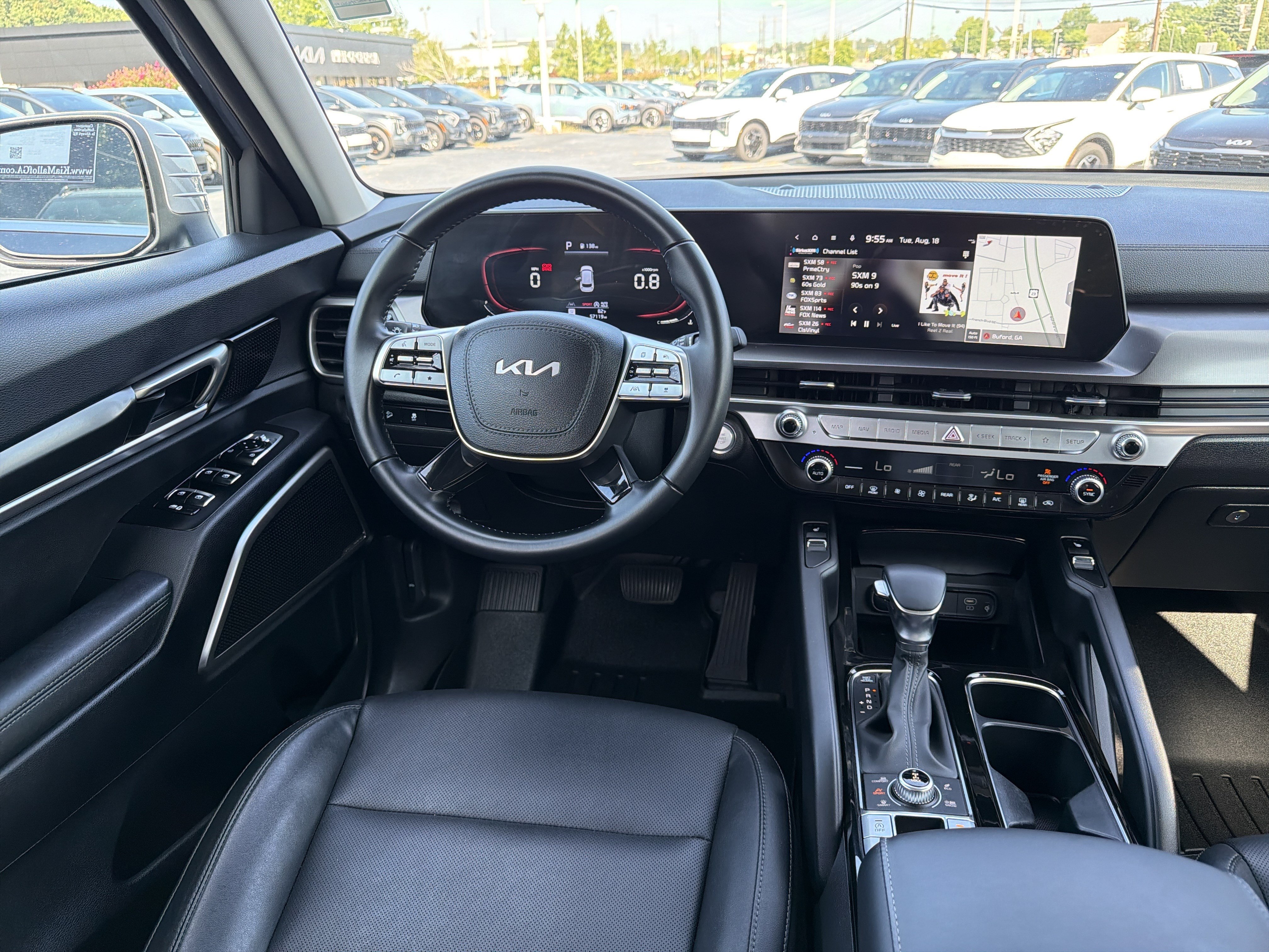 Used 2023 Kia Telluride S AWD/4WD image 3
