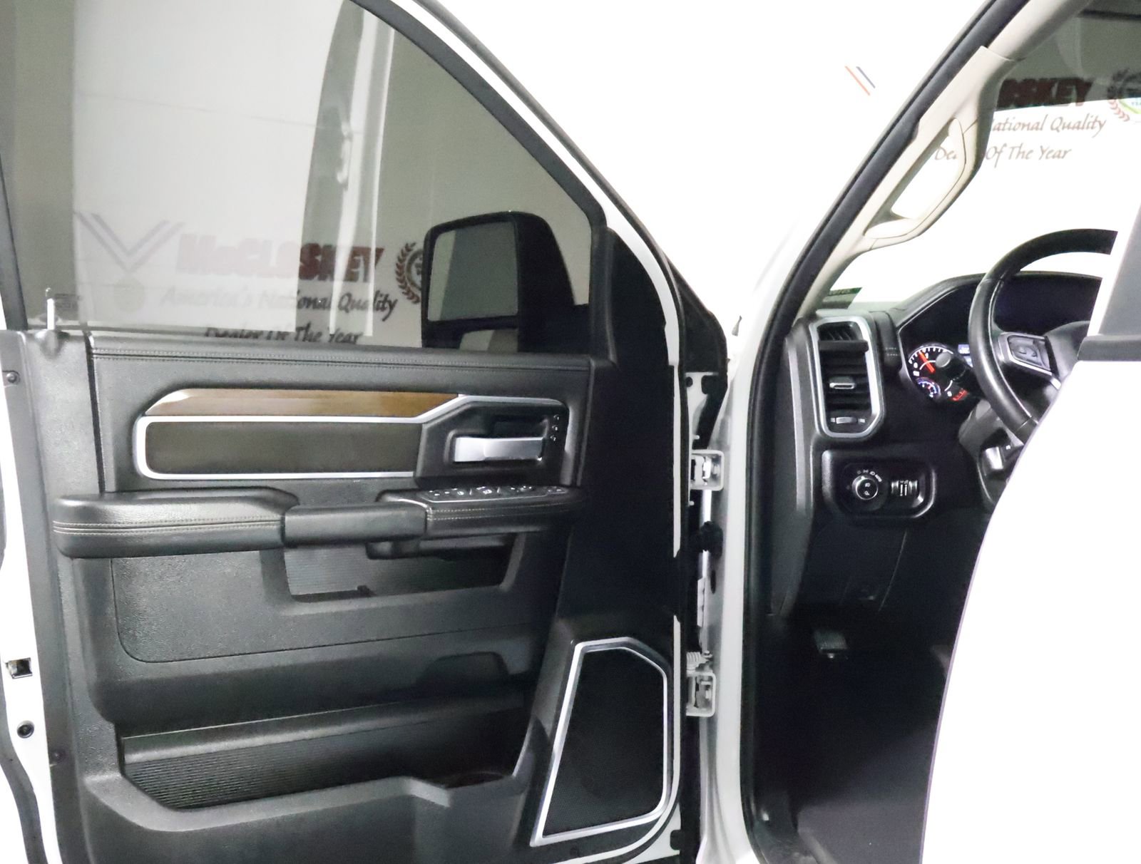 Used 2024 RAM 2500 Laramie image 46