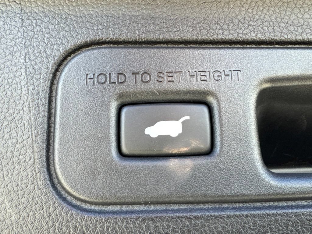 Used 2025 Honda Pilot EX-L image 20
