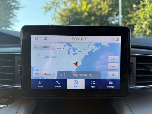 Used 2024 Ford Explorer XLT w/ Equipment Group 202A RWD image 20