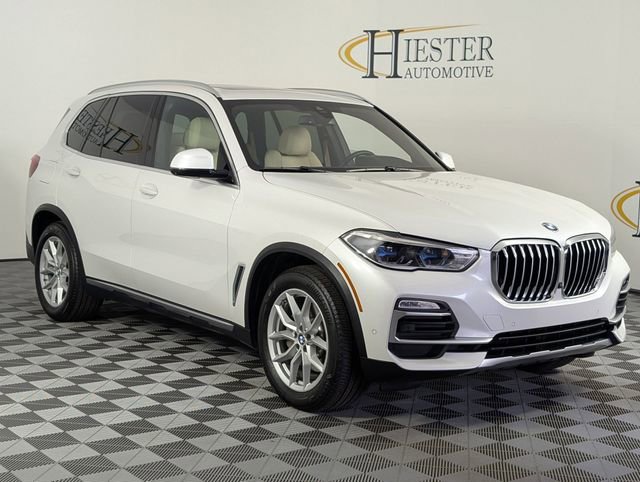 Used 2020 BMW X5 xDrive40i w/ Executive Package image 2