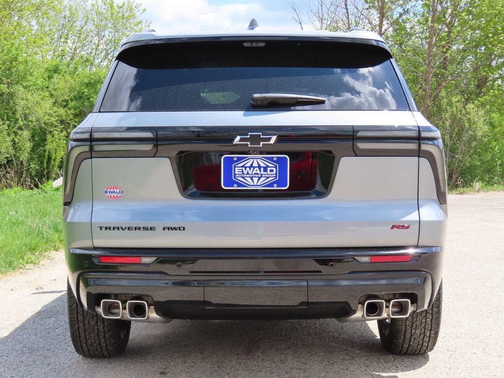 New 2026 Chevrolet Traverse RS AWD/4WD image 17