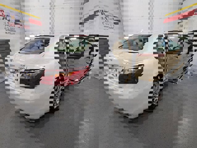 Used 2011 Lexus LS 460 AWD w/ Comfort Pkg image 15