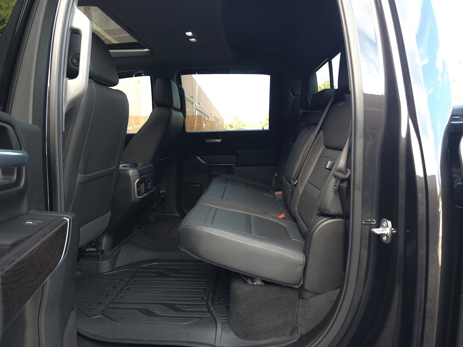 Used 2020 GMC Sierra 2500 Denali w/ Denali Ultimate Package AWD/4WD image 9