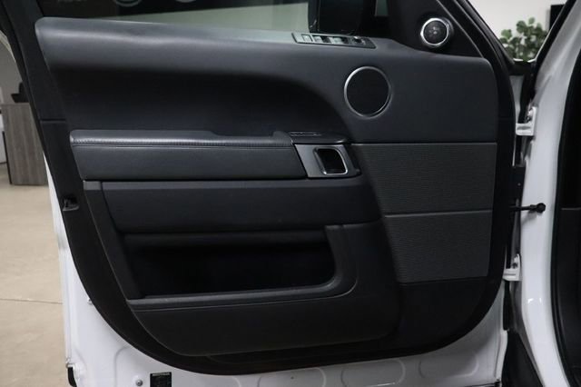 Used 2015 Land Rover Range Rover Sport HSE image 9