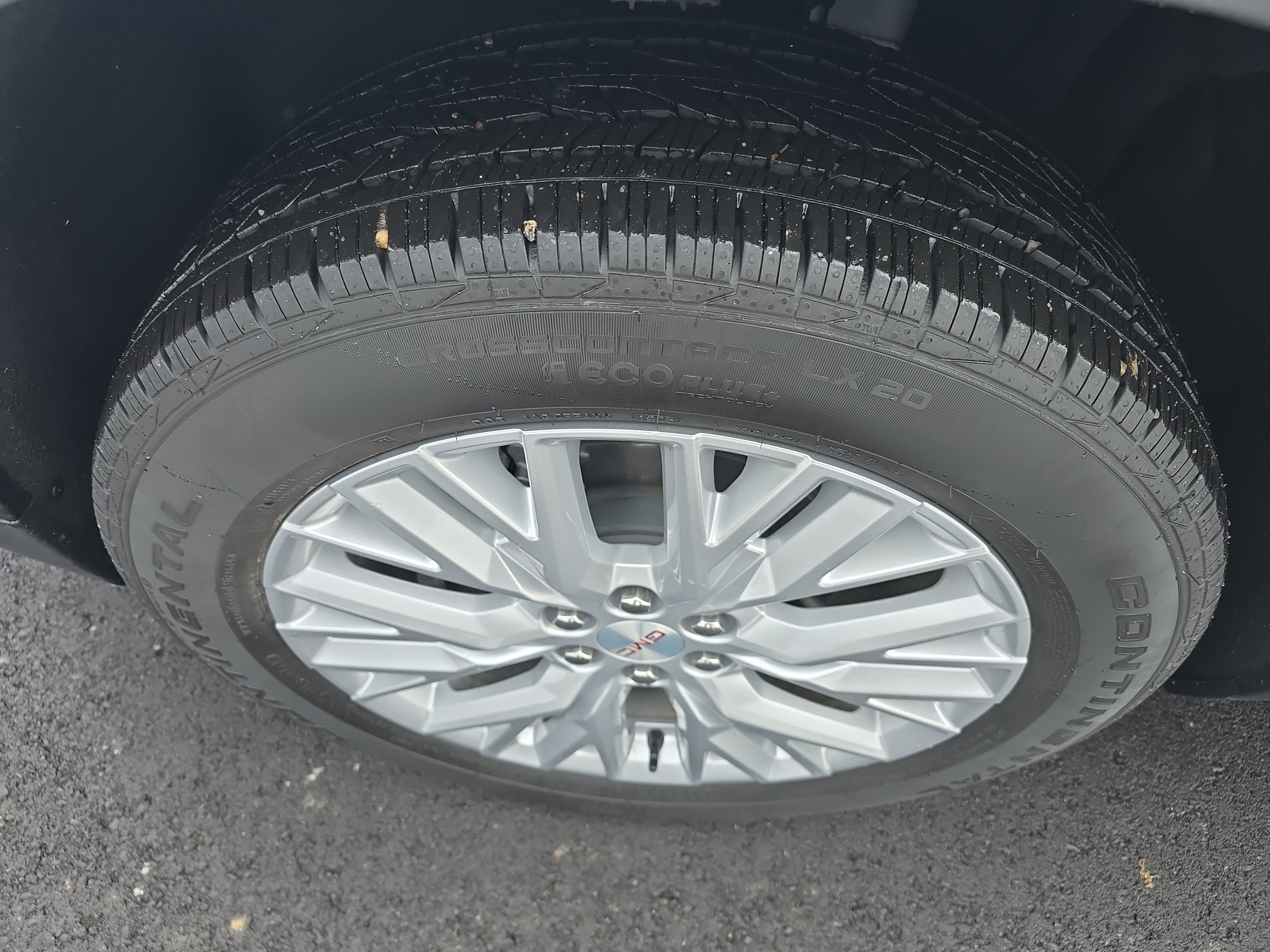 Used 2025 GMC Acadia Elevation w/ Elevation Premium Package image 11